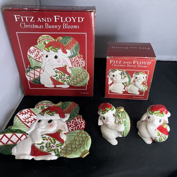 FItz and Floyd Christmas Bunny Blooms 3 Pieces Set Cookie Plate & Salt Pepper - Picture 1 of 14